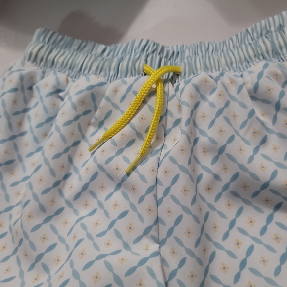 Edgehill Collectionx Sun House Children's Little Boys 2T-7 Talmadge Flor… - Picture 1 of 9